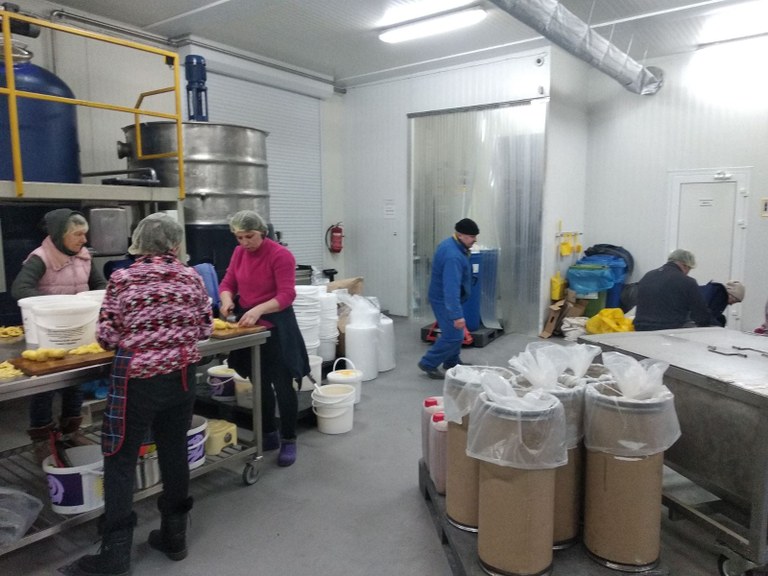 Soup preparation at Zeelandia UA factory_3.jpg