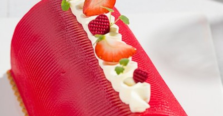 <strong>Aardbeien Moederdag Bûche.</strong>