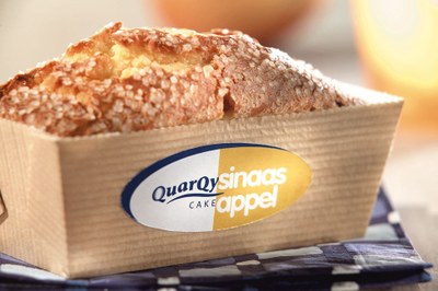 QuarQy Sinaas Cake