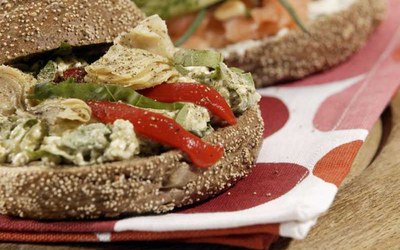 Belegde broodjes met Omega Mout 50 MZ