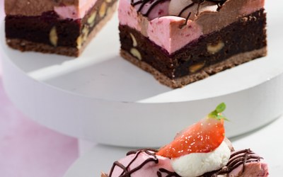 Brownie Nuts & Strawberry Empileur