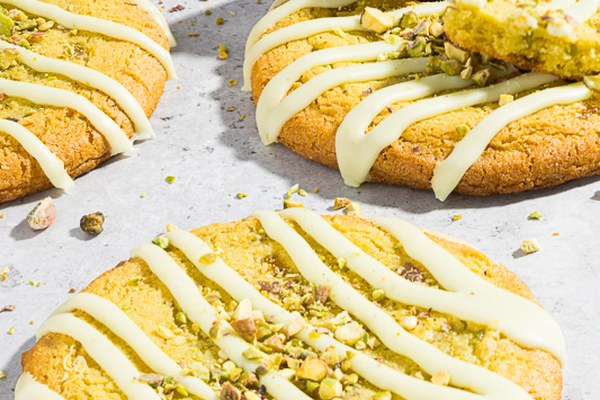 Chewy Panettone Pistache Cookies