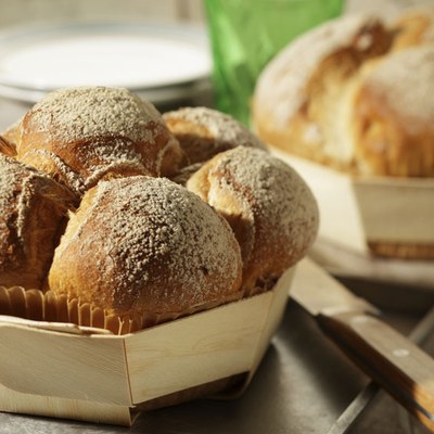 Couronne met pijnboompitten