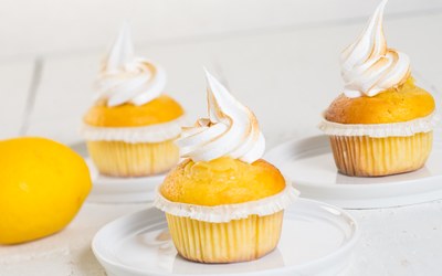Fantasy Lemon Meringue Muffins