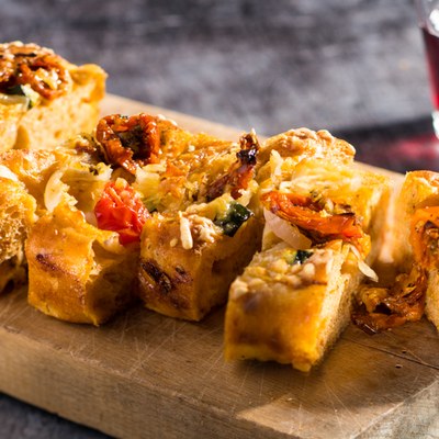 Focaccia met Panoplus Pomodoro (vegan)