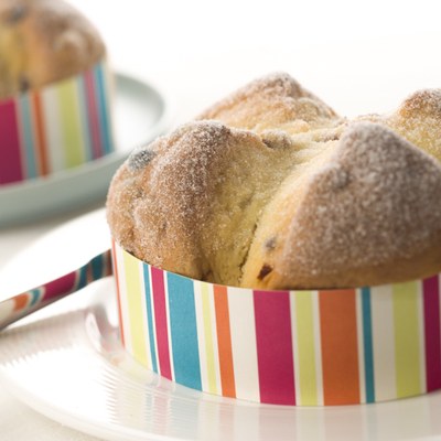 Kwarkbollen met Basis-Quarkteig in bakring gekleurd