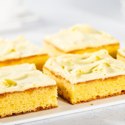 Lemon Blondie met Fantasy Lemon Cake