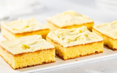 Lemon Blondie met Fantasy Lemon Cake