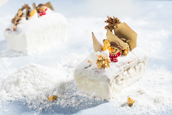 Olaf's Cake