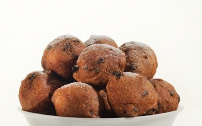 Oliebollen met Parade Oliebol Krokant (doseermachine)