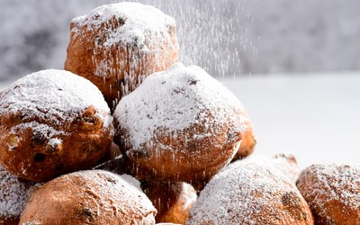 Oliebollen met Parade Oliebol Krokant (geschept)