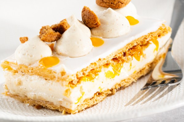 Orange Speculaas Tompouce