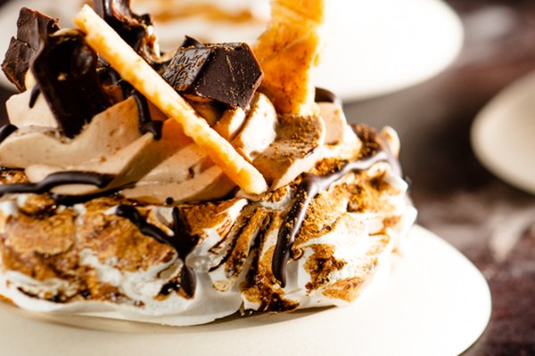 Pavlova Cappuccino