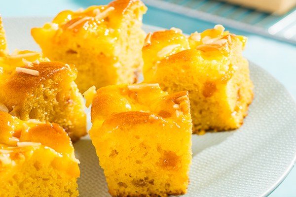 Peachy Panettone Cake