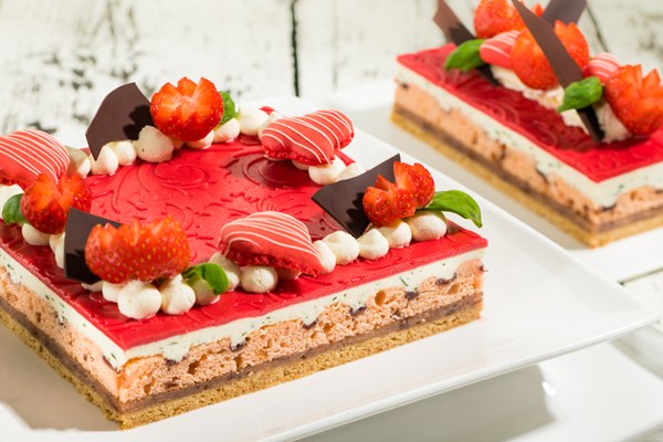 Strawberry & Basil Square