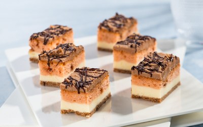 Strawberry Cheesecake Bites