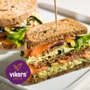 EBO_210804-112-met logo.jpg